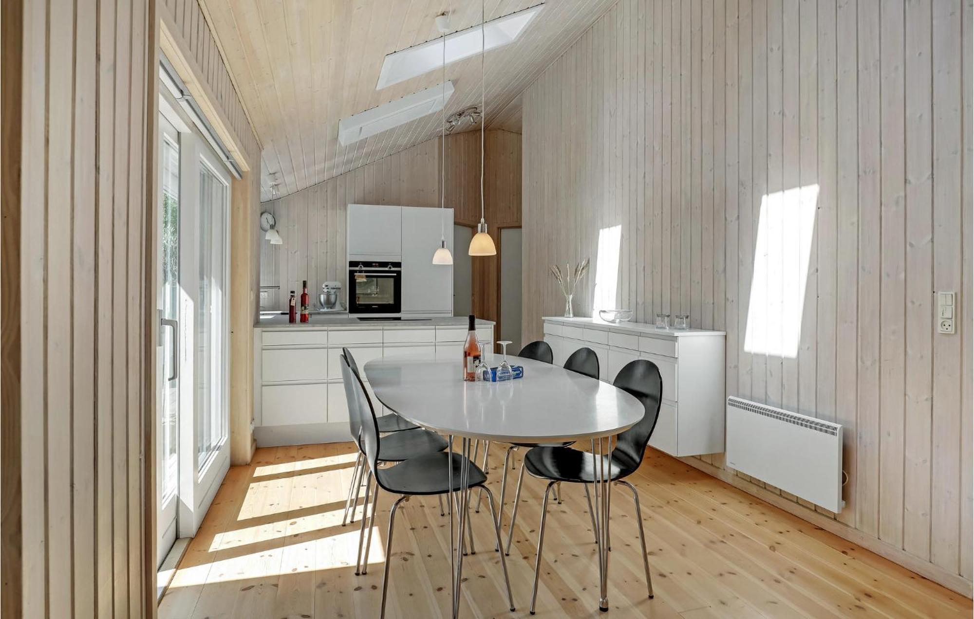 Awesome Home In Nexo With Sauna Snogebæk Eksteriør bilde